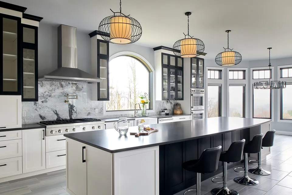 Warthen Team on X: Black kitchens are just as timeless as white ones, they  can be cozier and a little moodier. This stylish space just might inspire  you to go dark. #kitchen #